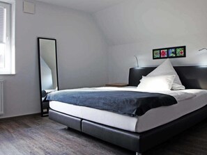 2 Schlafzimmer, Bügeleisen/Bügelbrett, Reisekinderbett, WLAN