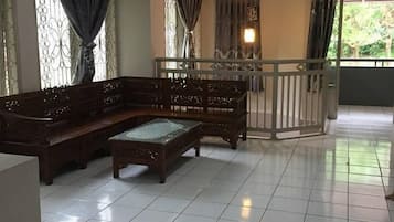 Khu tiếp khách ở sảnh