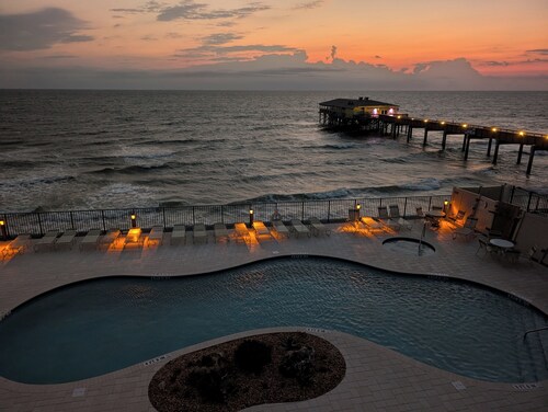 Sunglow Resort 302 Direct Ocean Front 2-bedroom condo steps to the Beach