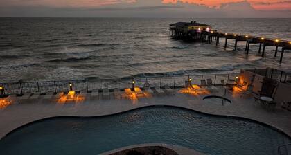 Sunglow Resort 302 Direct Ocean Front 2-bedroom condo steps to the Beach