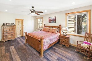 4 makuuhuonetta, Wi-Fi, vuodevaatteet