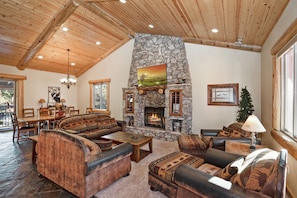 TV, fireplace, DVD player