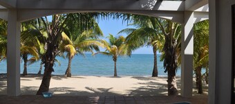 Beachfront home in Hopkins Bay, Belize 