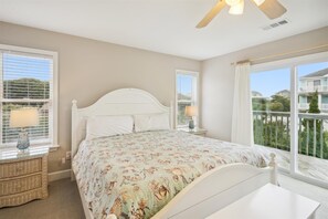 6 bedrooms, WiFi, bed sheets