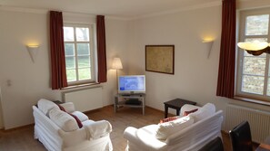 Apartment (Parterre C) | Living area - Gut Rattelvitz (Gingst)