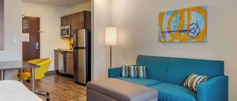 Suite, 1 très grand lit et 1 canapé-lit, accessible aux personnes à mobilité réduite (Efficiency)