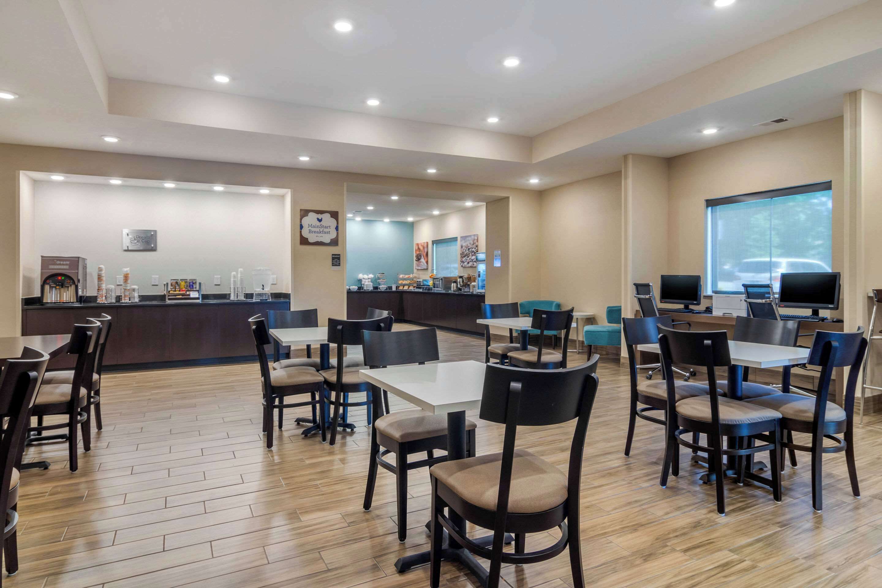 Free daily on-the-go breakfast