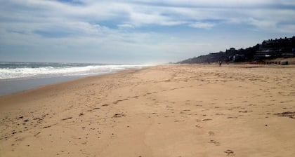 Newly Renovated Montauk Oceanfront Condo- steps to Beach, Fishing, Golf, & Town!