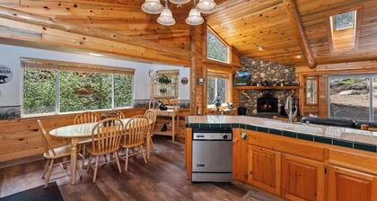 Beary Pines by Destination Big Bear : Access to the National Forest! Propane BBQ! Shuffleboard! Wood Burning Fireplace!