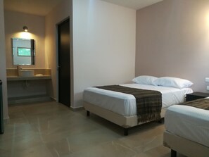 Double Room, Non Smoking - Hotel Virreyes (Mérida)