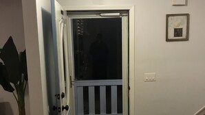 Basic Room, Multiple Beds, Non Smoking, Beach View | Living area | 40-inch Smart TV with cable channels, TV - Panama city beach-Beach View Townhouse (Panama City Beach)