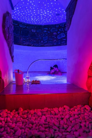 Sauna, hot tub, steam room, Turkish bath, body treatments, aromatherapy - Relais Freedom Club (Massa Lubrense)