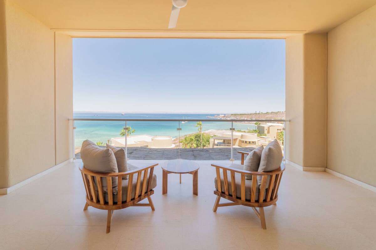 Deluxe Apartment, 3 Bedrooms, Jetted Tub, Ocean View | View from room