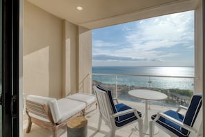 Apartment, 2 Queen Beds, Ocean View | Terrace/patio