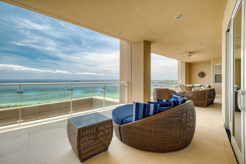 Puerta Cortés Residences by Lumina