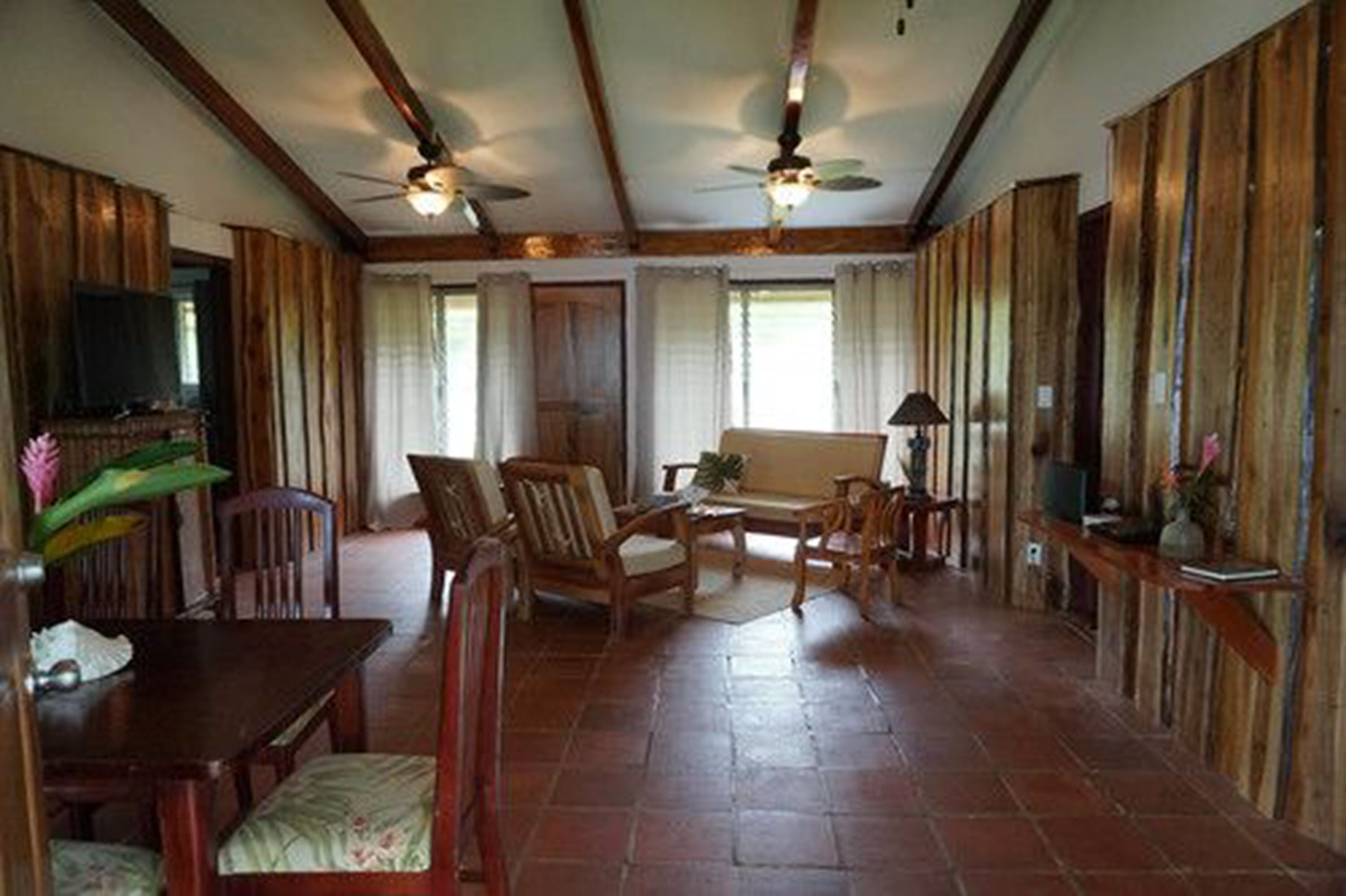 House, Multiple Beds, Non Smoking, Ocean View | Living area