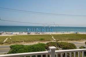 Beach nearby - Condo with ocean views across the street from the beach (Narragansett)