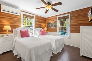 2 عدّة غرف نوم ومكواة/لوح كي وواي فاي مجانًا وملاءات أسرّة