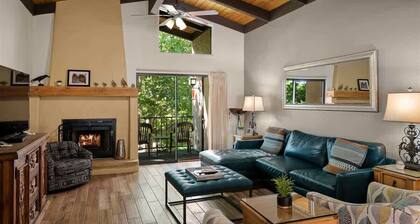 Updated 3 Bedroom Condo! S064