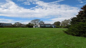 Exterior - Ocean view Cottage w 2 Bedrooms, 2 Bathrooms, fireplace, patio  outdoor shower (Little Compton)