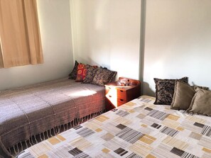 3 bedrooms, iron/ironing board, WiFi