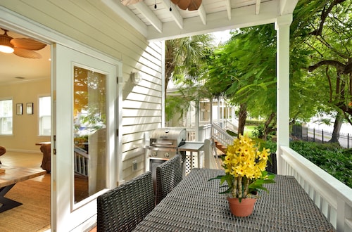 OFF CALL ~ Rustic, Nautical Decor With King Primary Suite & Heated Pool!