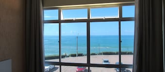Oceanfront rom og rom