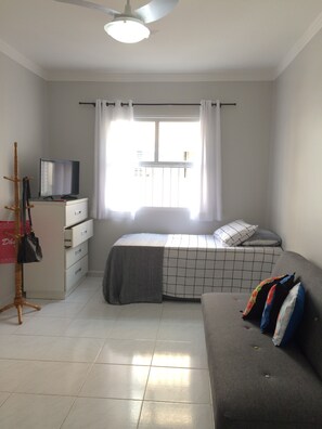 1 camera, Wi-Fi gratuito, lenzuola