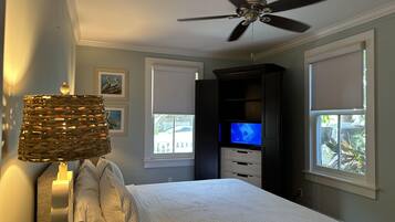 4 chambres, fer et planche à repasser, accès au Wi-Fi (inclus)