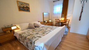 Apartment, 1 Bedroom (492 – 2)
