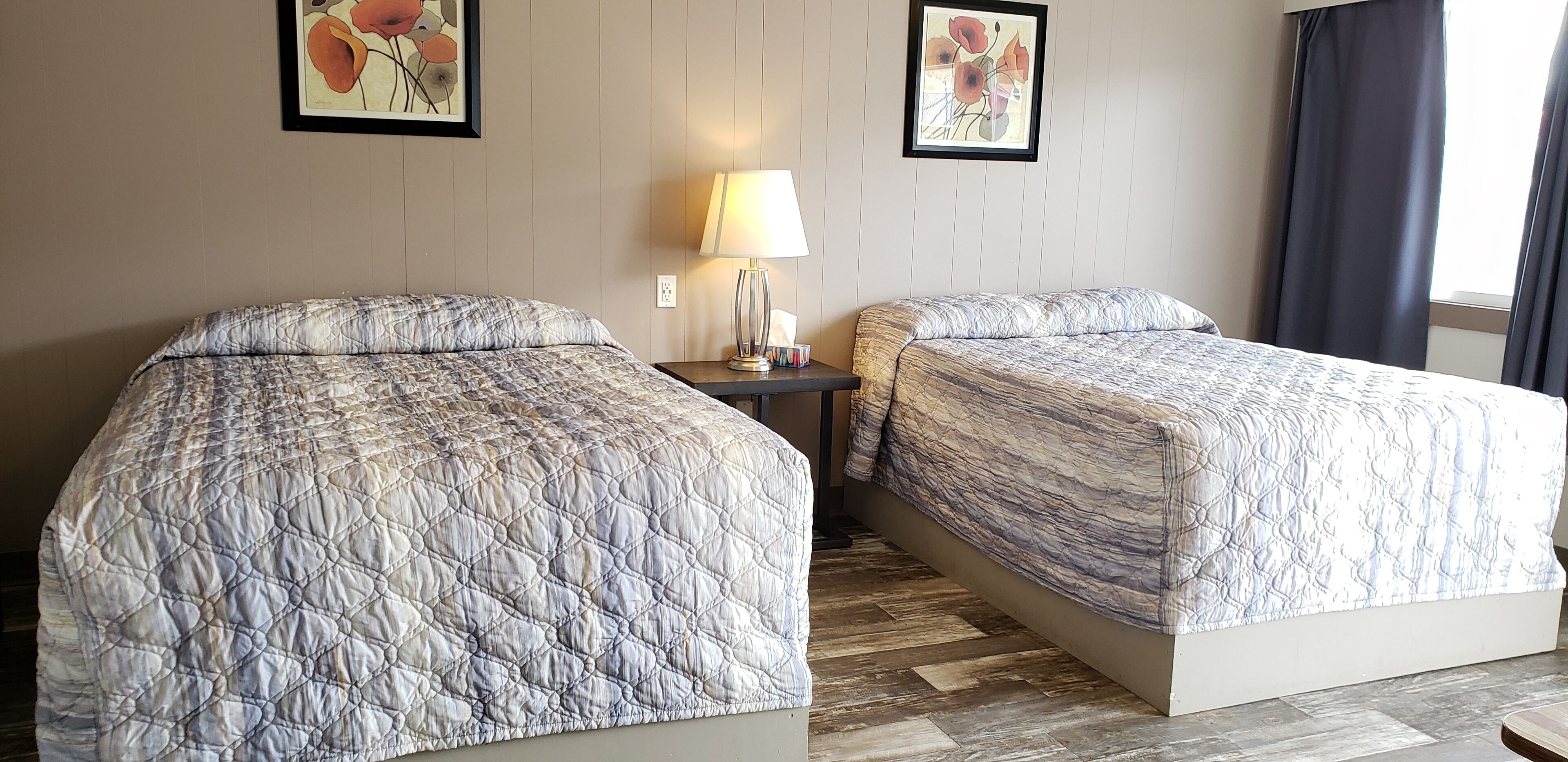 Comfort Room, 2 Double Beds | 1 bedroom, premium bedding, pillow-top beds, individually decorated