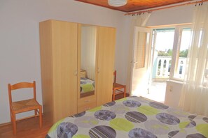 Apartment, 1 Schlafzimmer (59 - manji) | Kostenlose Babybetten, Bettwäsche
