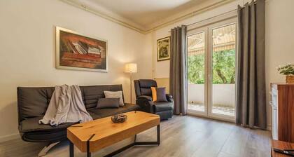 Apartment Juranic with spacious Terrace
