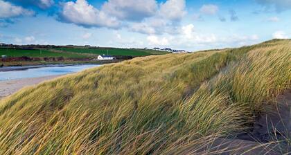 Bwthyn Branwen: Accessible Pet-Friendly Cottage in Aberffraw | Managed by Anglesey Holiday Lettings