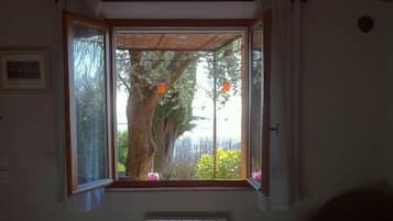 1 slaapkamer, een kluis op de kamer, wifi, beddengoed