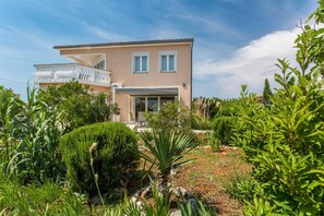 Exterior - Holiday House Nika with Pool and Garden (Linardici)