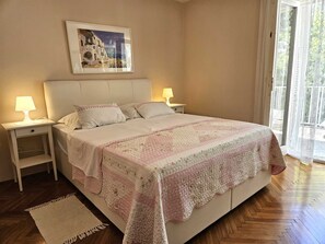 2 chambres, accès au Wi-Fi (inclus), literie fournie