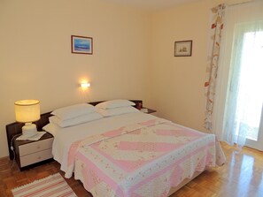 Apartment, 2 Bedrooms (116 - 2.kat) | Free cribs/infant beds, free WiFi, bed sheets