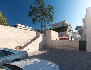 Parcheggio non assistito gratuito