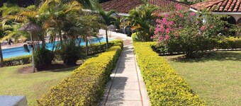Villa for rent in Cerritos Pereira