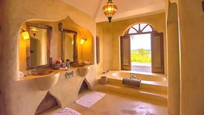 تجهيزات دش، مجففات شعر، مناشف