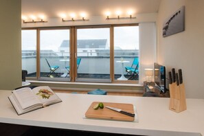 Interior - The View: Modern 4‑Bed Beach Retreat Sleeping 8 in Rhosneigr | Managed by Anglesey Holiday Lettings (Rhosneigr)