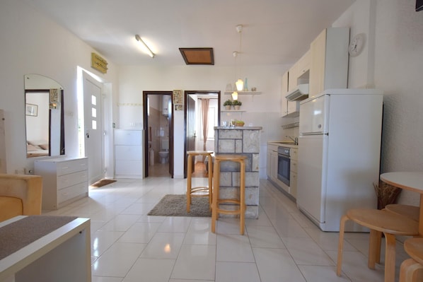 Apartment, 1 Bedroom | Living area