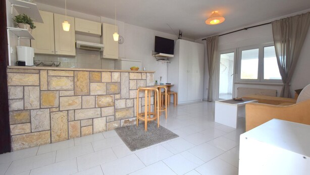 Private kitchen - Apartment Buza (Malinska-Dubasnica)