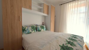 Apartment, 2 Bedrooms | 2 bedrooms, free cots/infant beds, free WiFi, bed sheets - Apartment Mira (Malinska-Dubasnica)