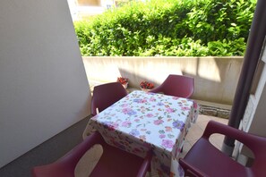 Apartment | Terrace/patio