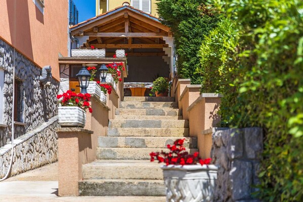 Property grounds - Apartment Skrabonja 3 (Cižici)