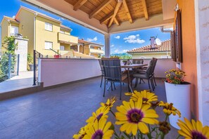 Outdoor dining - Apartment Skrabonja 3 (Cižici)