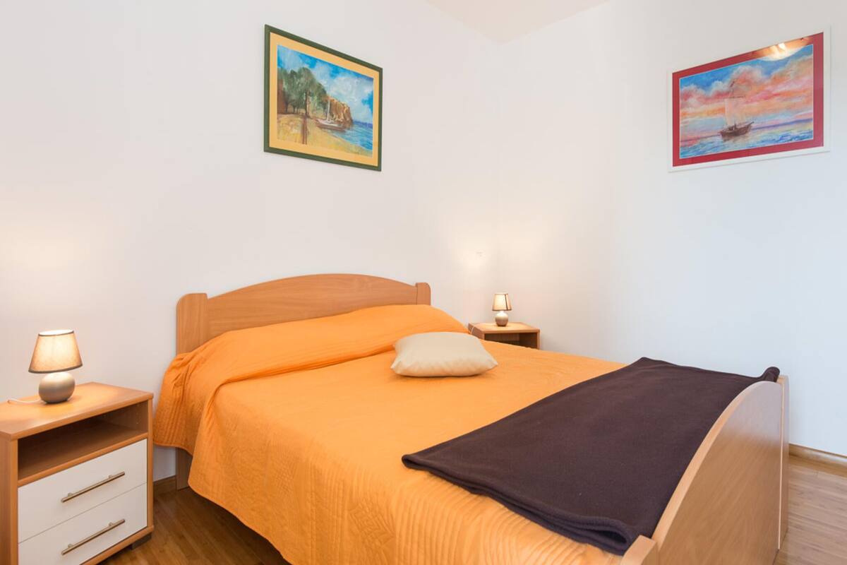 Apartment, 2 Bedrooms, Terrace (377 - priz) | Free WiFi, bed sheets
