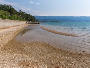 Beach nearby - Apartments Josip near Beach (Dobrinj)